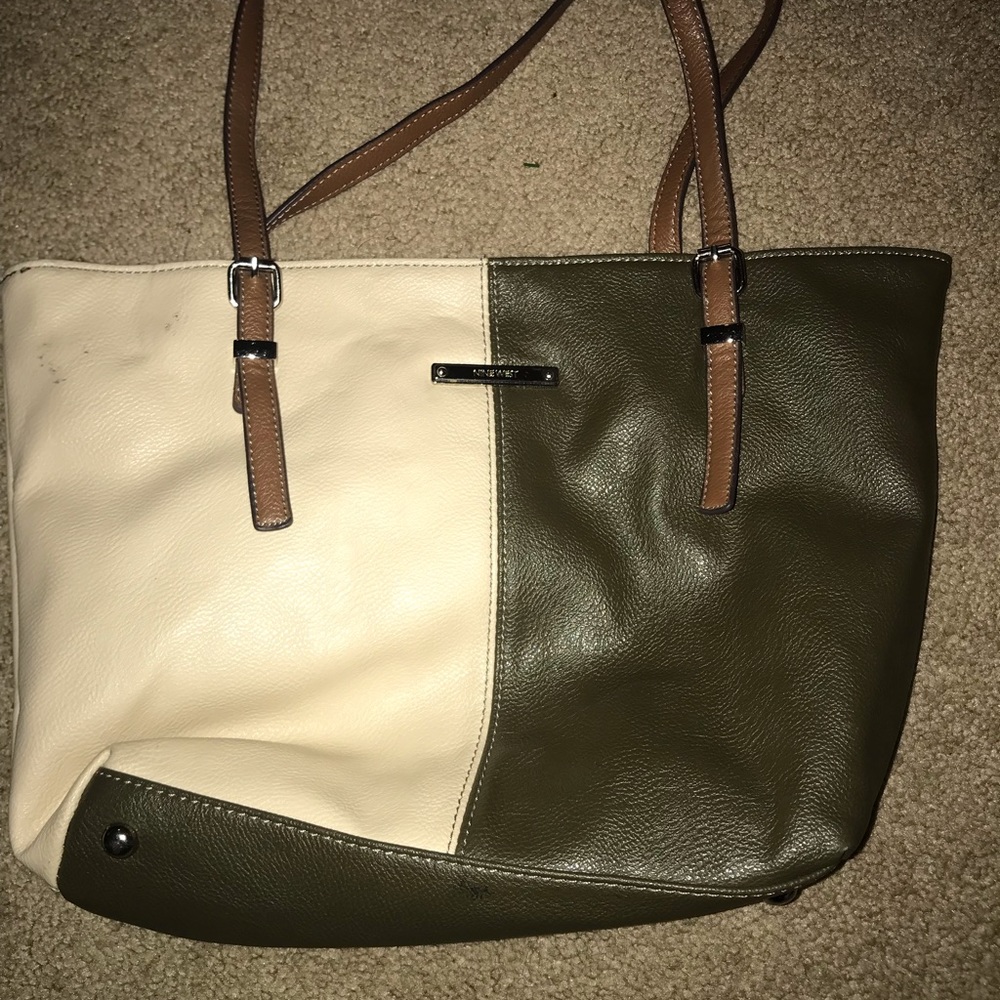 Nine West Green/Beige Purse CLEARANCE